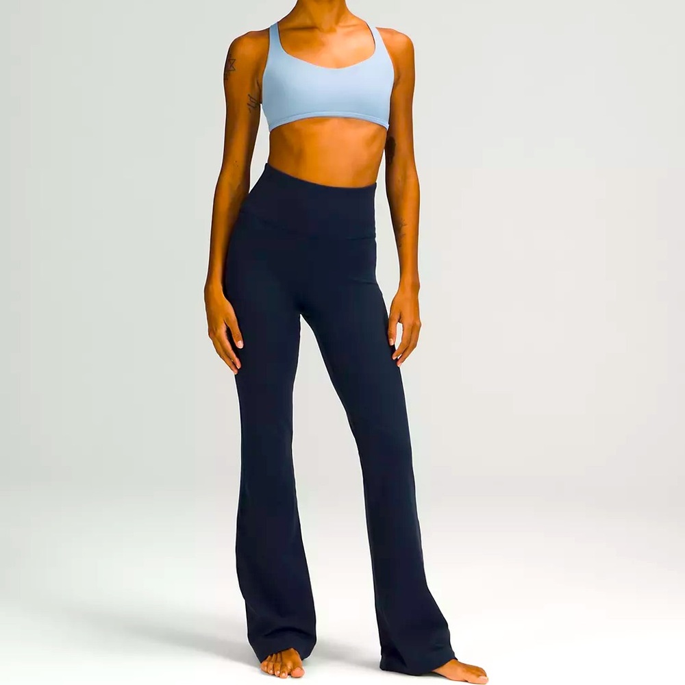 Lululemon-Nulu Groove Flare Pant-True Navy Sz 8